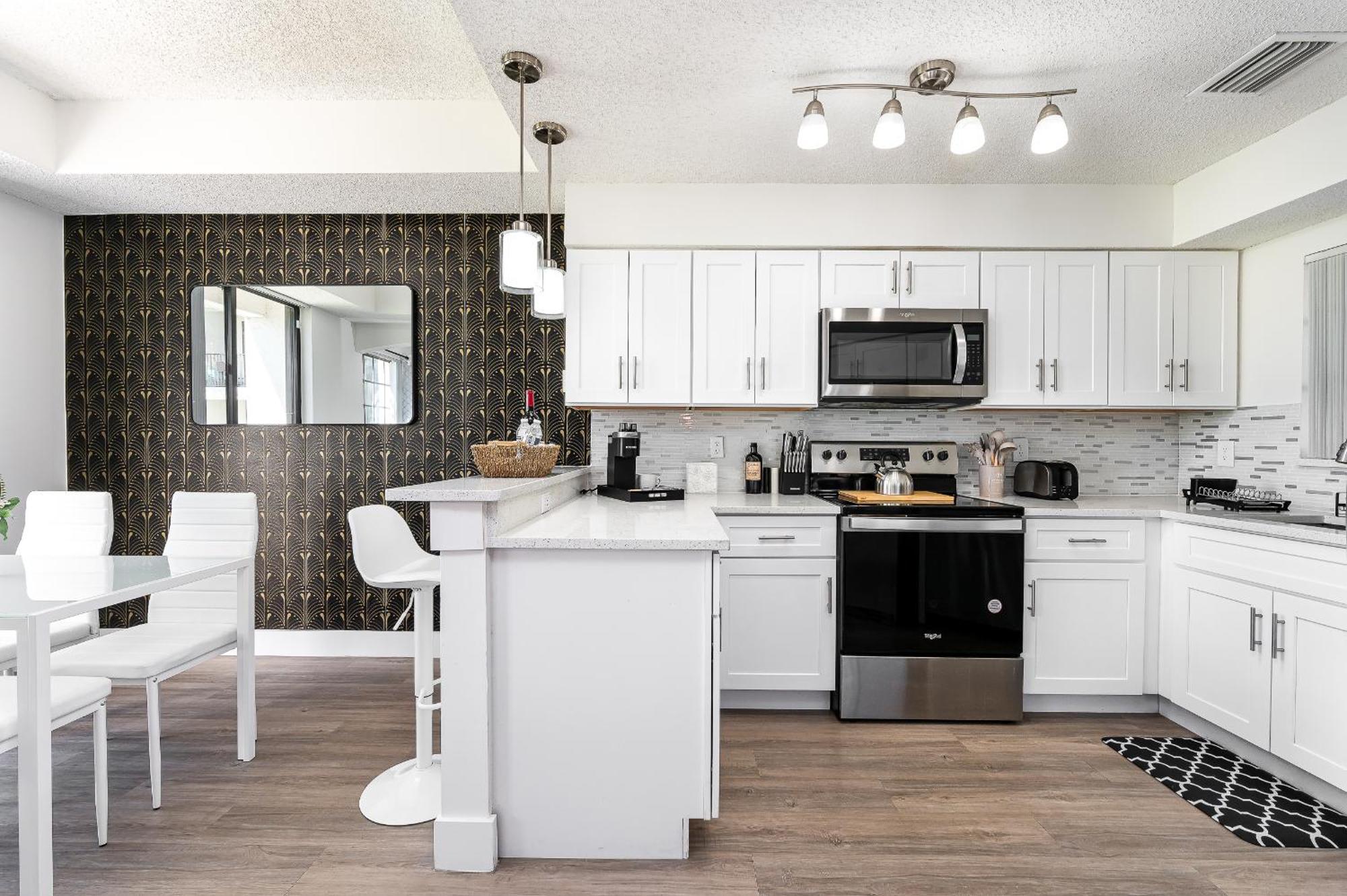 Newly Renovated Townhome With King Bed Delray Beach Buitenkant foto